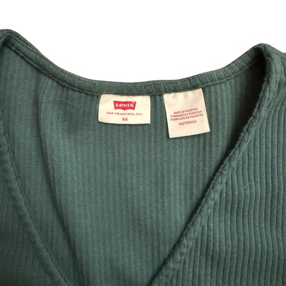 Levi's Women's MUSE SHORT SLEEVE T-SHIRT - Picture 5 of 8